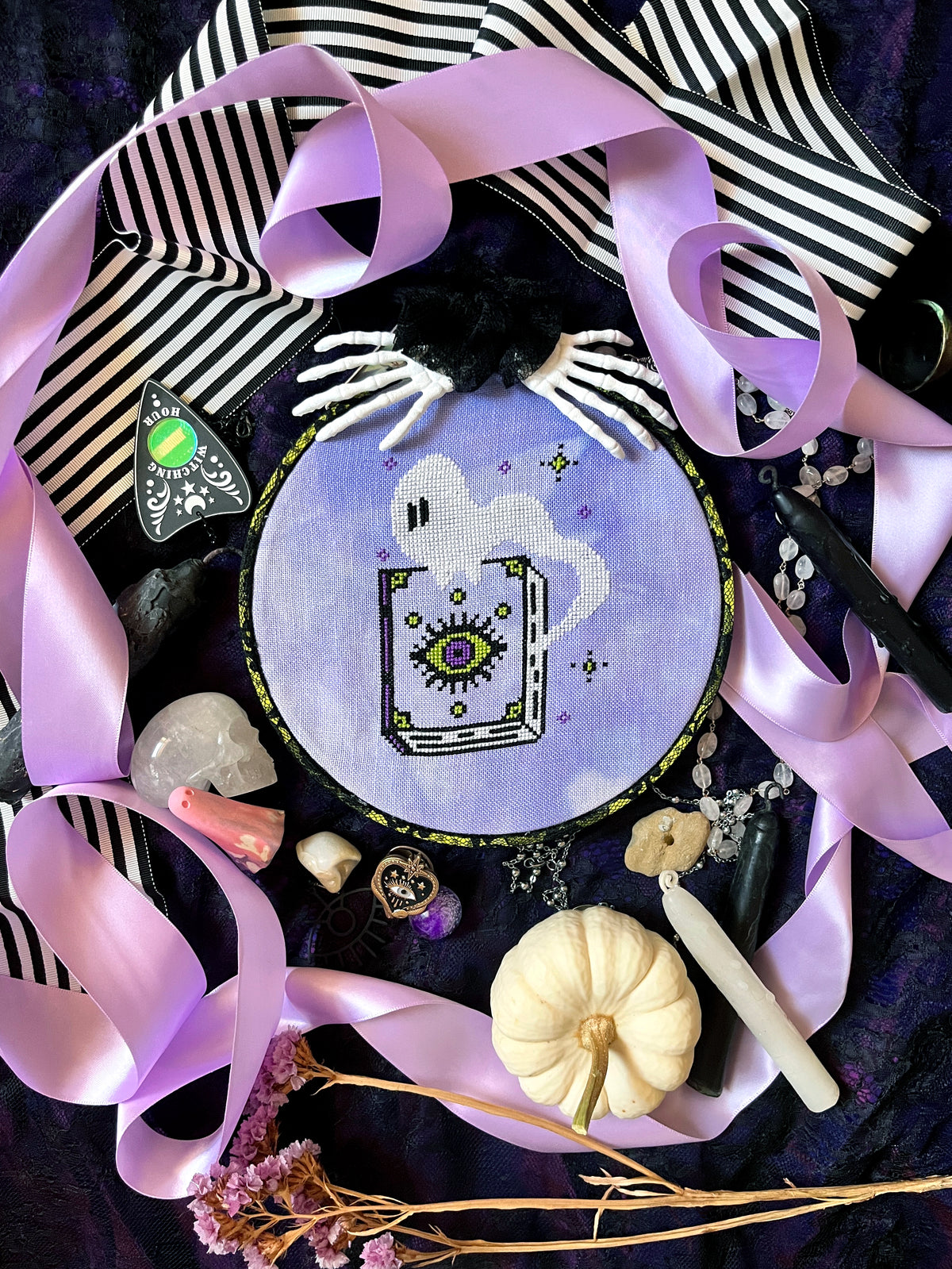 Lil Hex Tome by Uncanny Kari x Dee's 20 Stitches